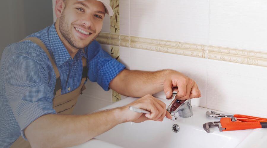 Faucet cartridge replacement in Iowa Falls, IA
